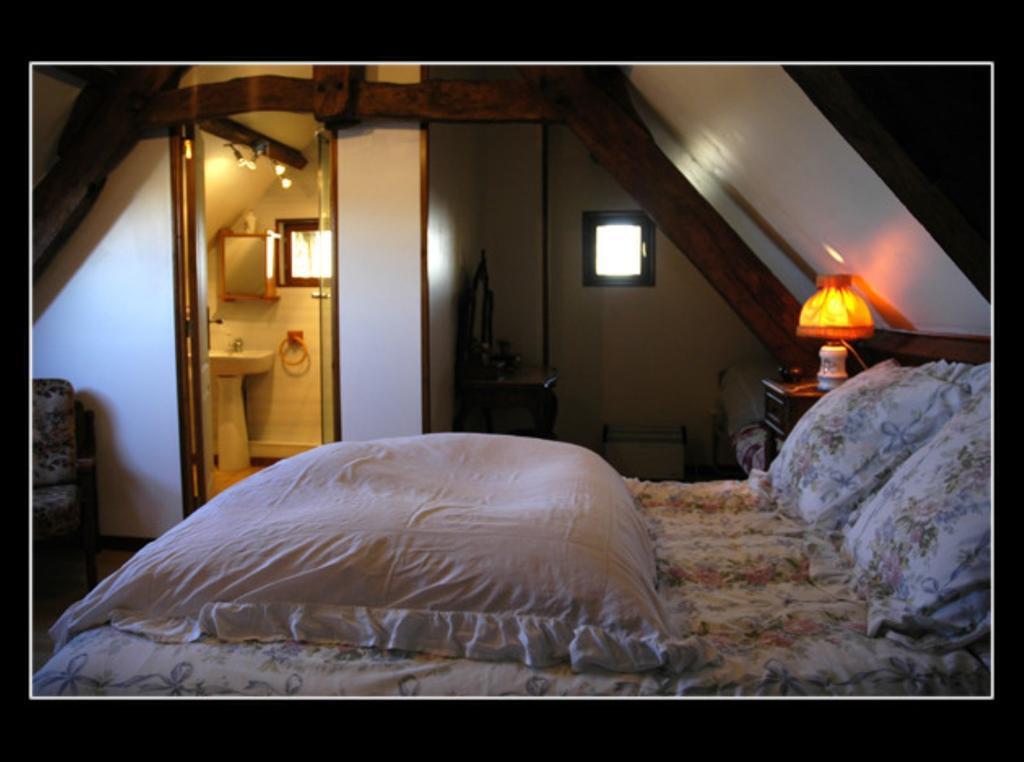 Maryse Et Jean-Pierre Bed & Breakfast Longues-sur-Mer ห้อง รูปภาพ
